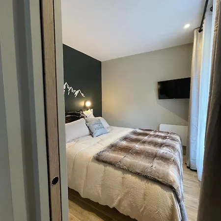 Cosy Terrasse 6 Pers Ax Thermes Centre Parking 阿克斯莱泰尔姆